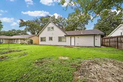 4114 Hill Oak Drive, Houston, TX 77092 - Photo 9