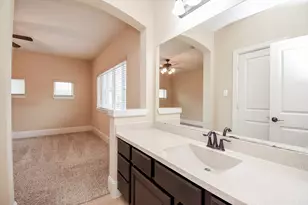 7711 Reseda St, Sugar Land, TX 77479 - Photo 39