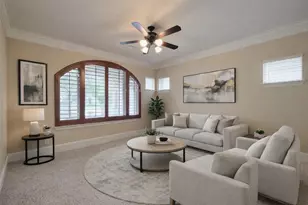 7711 Reseda St, Sugar Land, TX 77479 - Photo 9