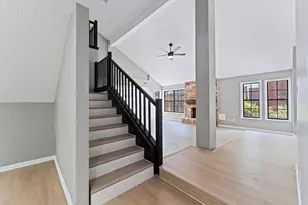 9814 Gold Cup Way, Houston, TX 77065 - Photo 21