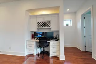 5422 Darling St, Houston, TX 77007 - Photo 5