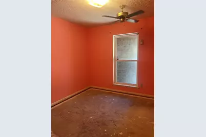8610 Honeysuckle Street, Highlands, TX 77562 - Photo 7