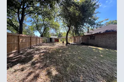 8610 Honeysuckle Street, Highlands, TX 77562 - Photo 13