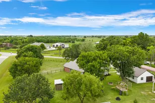7460 Commander Roland Dr, Hitchcock, TX 77563 - Photo 37