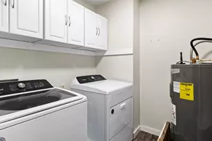 7460 Commander Roland Dr, Hitchcock, TX 77563 - Photo 23