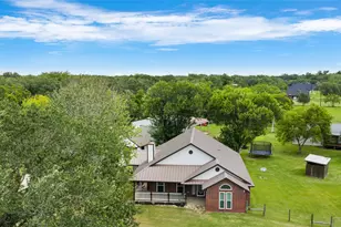 7460 Commander Roland Dr, Hitchcock, TX 77563 - Photo 3