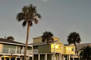 13835 San Domingo Dr, Galveston, TX 77554 - Photo 29
