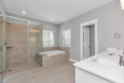 2733 Ruhman Fields Drive, Houston, TX 77008 - Photo 23