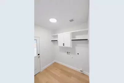 311 E Lobit, Baytown, TX 77520 - Photo 5