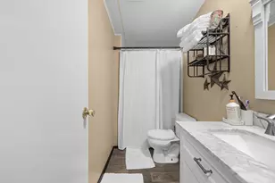857 E Guadalupe St, La Grange, TX 78945 - Photo 15