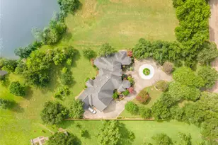 101 Rosewood St, Lake Jackson, TX 77566 - Photo 11