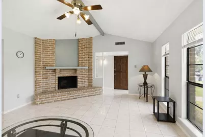 14634 Meyersville Drive, Houston, TX 77049 - Photo 9