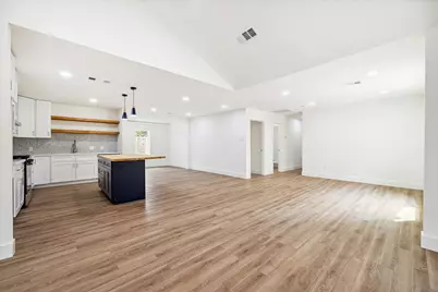 9319 Carousel Lane, Houston, TX 77080 - Photo 11