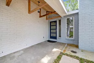 9319 Carousel Ln, Houston, TX 77080 - Photo 5