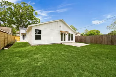 9319 Carousel Lane, Houston, TX 77080 - Photo 33