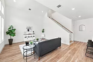 6071 Cebra St, Houston, TX 77091 - Photo 5