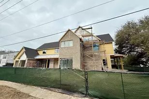 1002 E 6th 1/2 St, Houston, TX 77009 - Photo 7