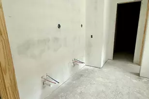 1002 E 6th 1/2 St, Houston, TX 77009 - Photo 21