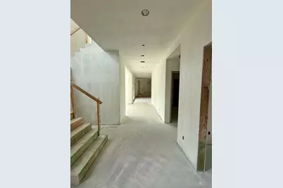 1002 E 6th 1/2 Street, Houston, TX 77009 - Photo 13