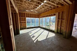 1002 E 6th 1/2 St, Houston, TX 77009 - Photo 5