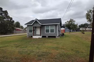 414 Avenue E, Highlands, TX 77562 - Photo 15