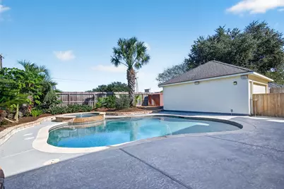 120 Crescent Bay Drive, League City, TX 77573 - Photo 43