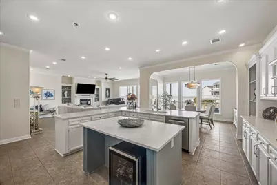 426 Sunset Circle, Tiki Island, TX 77554 - Photo 15
