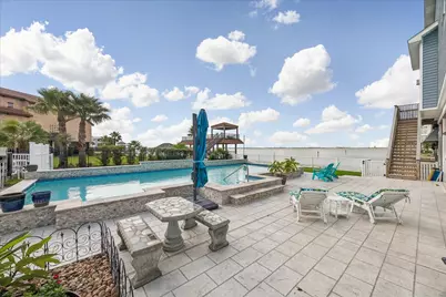 426 Sunset Circle, Tiki Island, TX 77554 - Photo 41