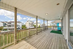 426 Sunset Cir, Tiki Island, TX 77554 - Photo 39