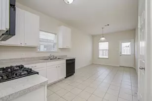 6702 Castle Terrace Ct, Spring, TX 77379 - Photo 7