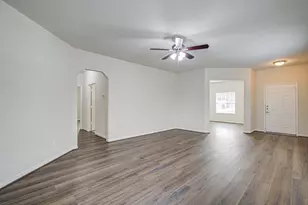 6702 Castle Terrace Ct, Spring, TX 77379 - Photo 5