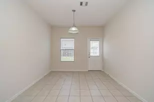 6702 Castle Terrace Ct, Spring, TX 77379 - Photo 9