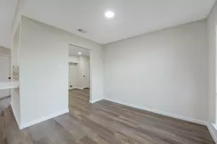 2792 Forest Point Dr, League City, TX 77573 - Photo 11