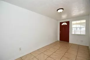 4409 Hershe St, Houston, TX 77020 - Photo 9