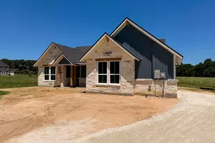 879 Pineview Circle, Jewett, TX 75846 - Photo 3