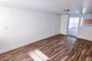 2555 Pierce St, Beaumont, TX 77703 - Photo 7