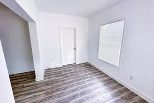 2555 Pierce St, Beaumont, TX 77703 - Photo 13