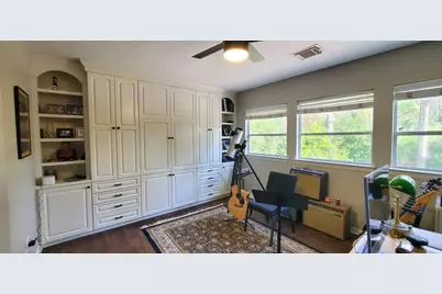 8762 Sunset Heights Lane, Conroe, TX 77302 - Photo 31