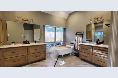 8762 Sunset Heights Lane, Conroe, TX 77302 - Photo 25