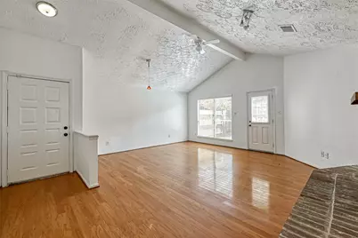 16319 La Luna, Houston, TX 77083 - Photo 9