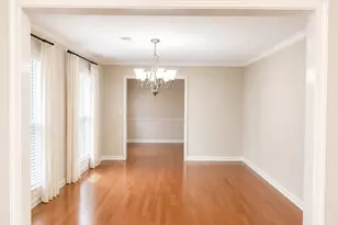 826 Greenbelt Dr, Houston, TX 77079 - Photo 9
