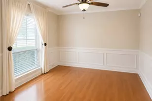 826 Greenbelt Dr, Houston, TX 77079 - Photo 11