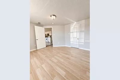8121 Masterson Street #1, Houston, TX 77029 - Photo 7