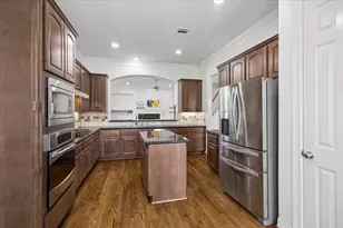 7608 Janak Dr, Houston, TX 77055 - Photo 11