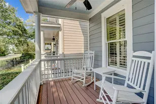 625 W 21st St, Houston, TX 77008 - Photo 3