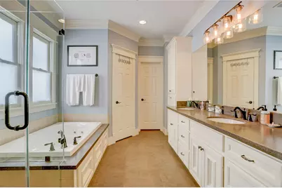 625 W 21st Street, Houston, TX 77008 - Photo 13
