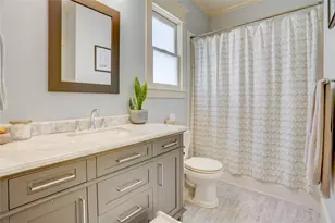 625 W 21st St, Houston, TX 77008 - Photo 17
