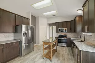 10118 Autumn Way Ct, Houston, TX 77064 - Photo 11