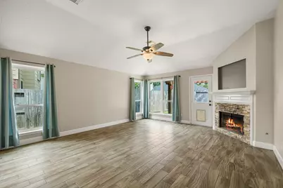 10118 Autumn Way Court, Houston, TX 77064 - Photo 13
