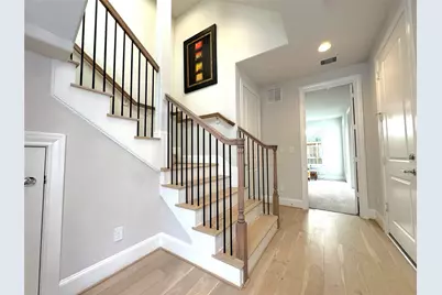 819 Bringhurst Street, Houston, TX 77020 - Photo 3